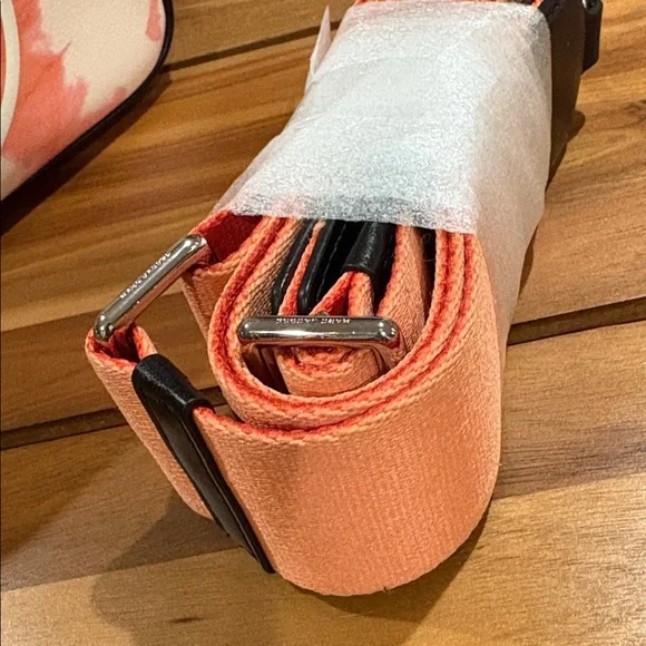 Marc Jacobs The Tie-Dye Canvas Camera Crossbody Bag - Picture 9 of 9